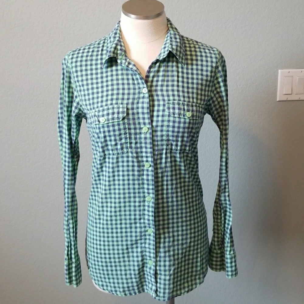 Button Down Long Sleeve Cotton Shirt Medium